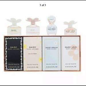 Marc Jacobs Daisy mini Collection